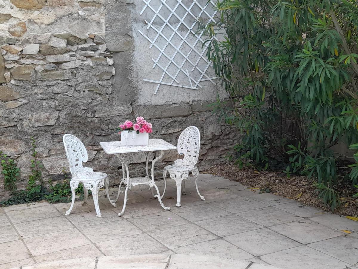 Le Gite De Sainte Valiere Piscine Et Spa Luaran gambar